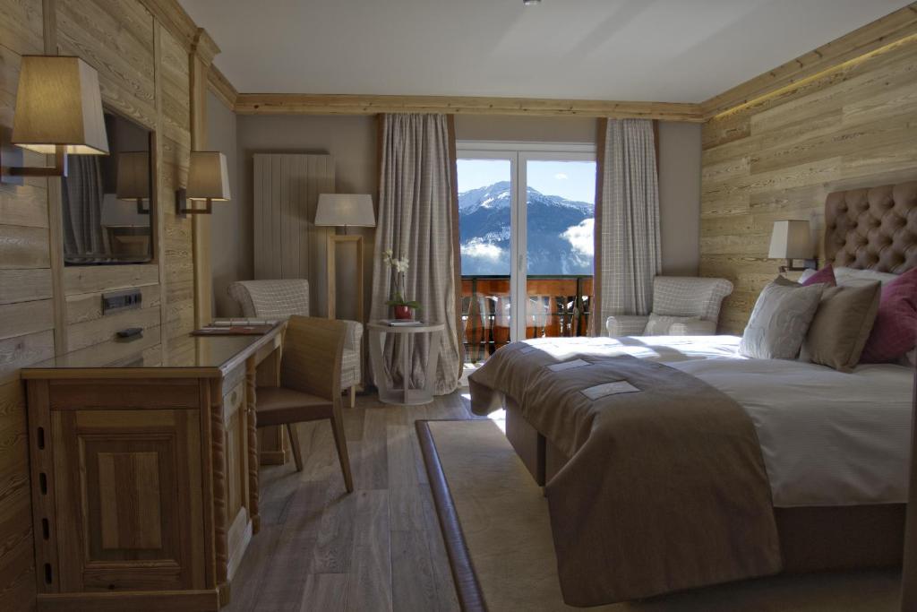 Royal Hotel